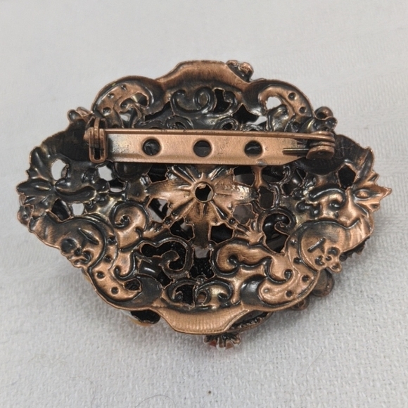 ๐จ๐ฆ "Yep, It's Gorgeous" Brooch - Picture 2 of 4